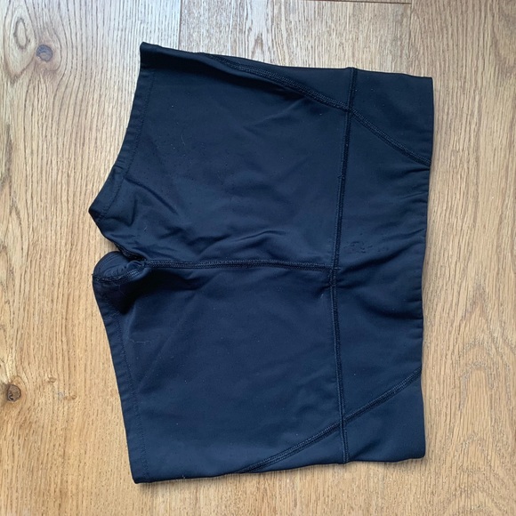 Under armour shorts - Picture 2 of 3